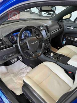 کرایسلەر 300